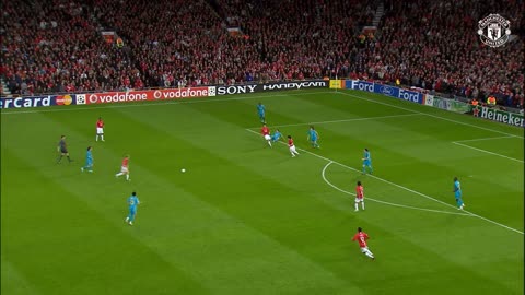 Paul Scholes Long Range Goal !!