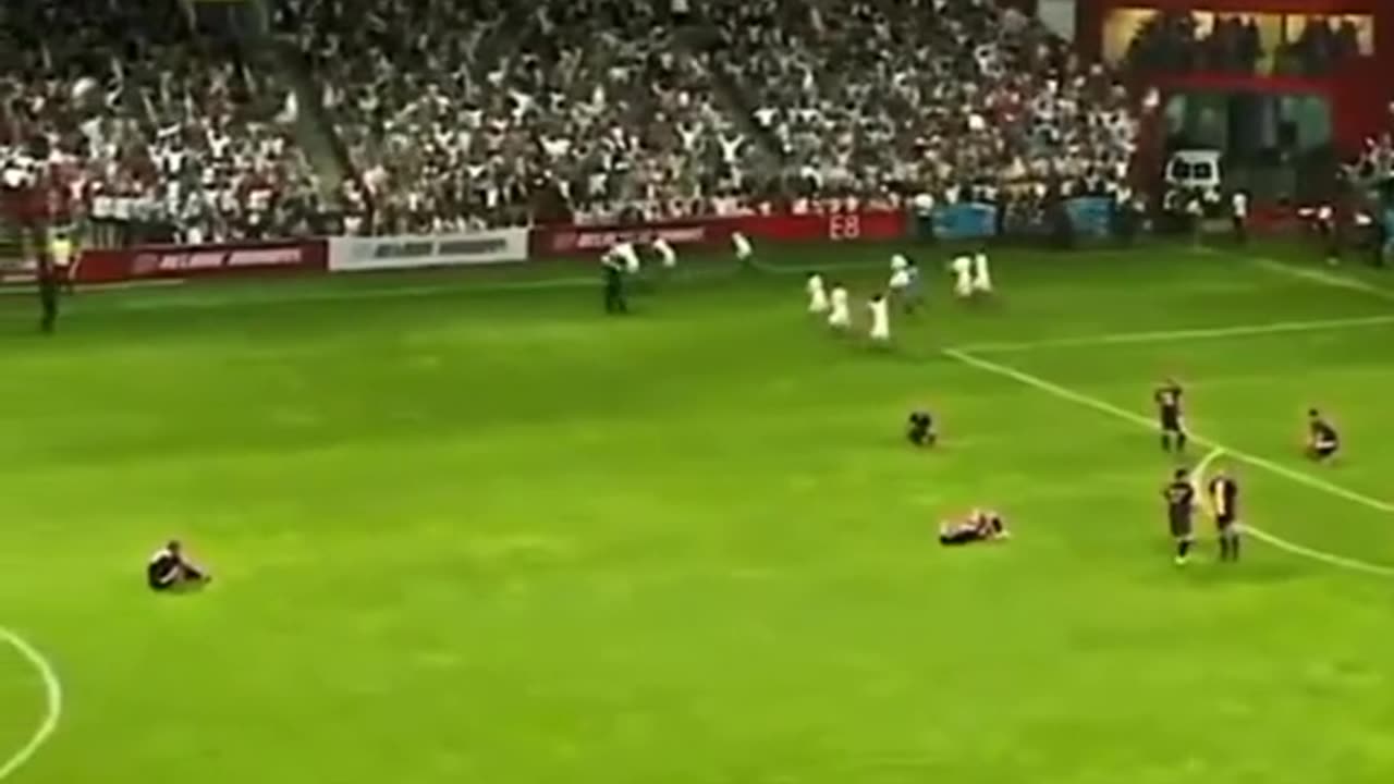 Funny football clip