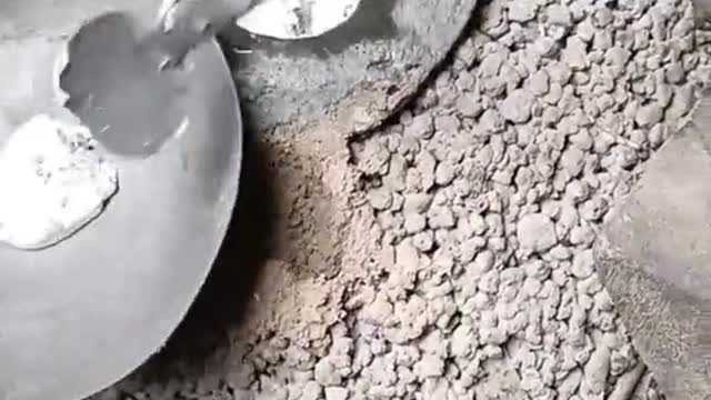 2. Double + high-speed movement + baton + 100000 volts