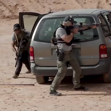 PAINTED BLACK: VCQB PLATE CARRIER DEMO