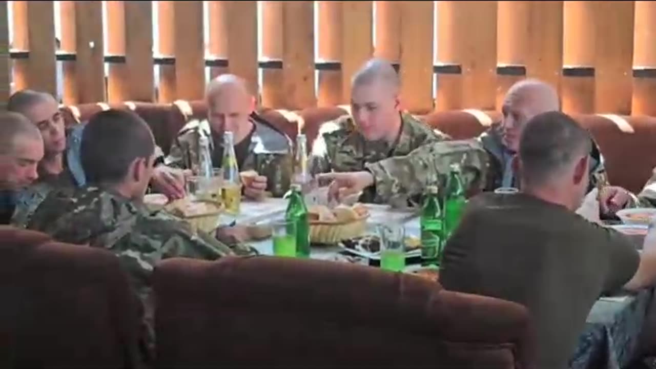 Captured AFU servicemen were taken on a “tour” to show how life really is in Luhansk.