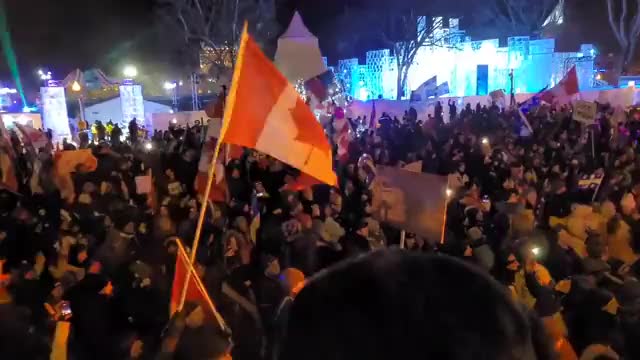 "O Canada" sung in front of Parliament