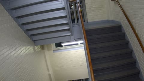 3884FHOB03Stair8_2021-01-06_02h50min03s423ms.mp4