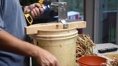 Homestead Bean Pea Sheller that Works only so Well