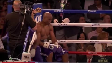 Technical Boxing break Down Hopkins vs Cloud round 4