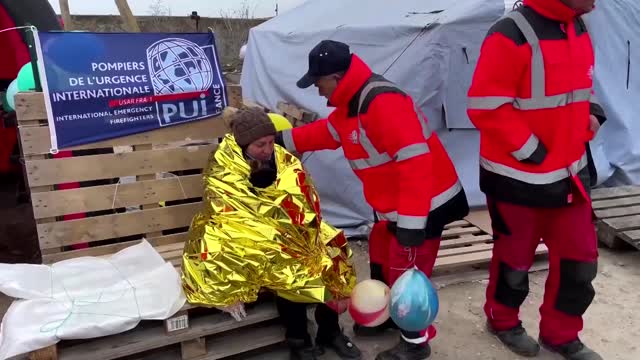 French firefighters help Ukrainians in Moldova