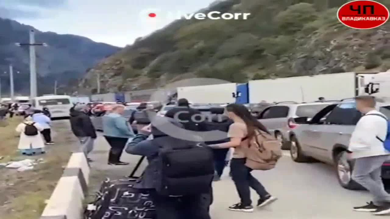 The flow of refugees from Putin's mobilization on the Georgian border is astounding. The traffic j