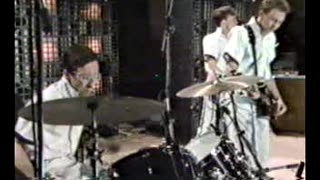 Devo - Girl U Want & Gates Of Steel = Fridays' 1980