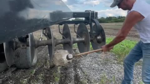 Wait for it…#FlexEveryAngle #farmtok #farming #work