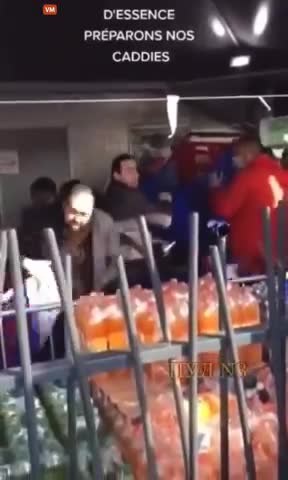 FRANCE IS OUT OF GAS AND PEOPLE ARE LOSING THEIR MINDS.