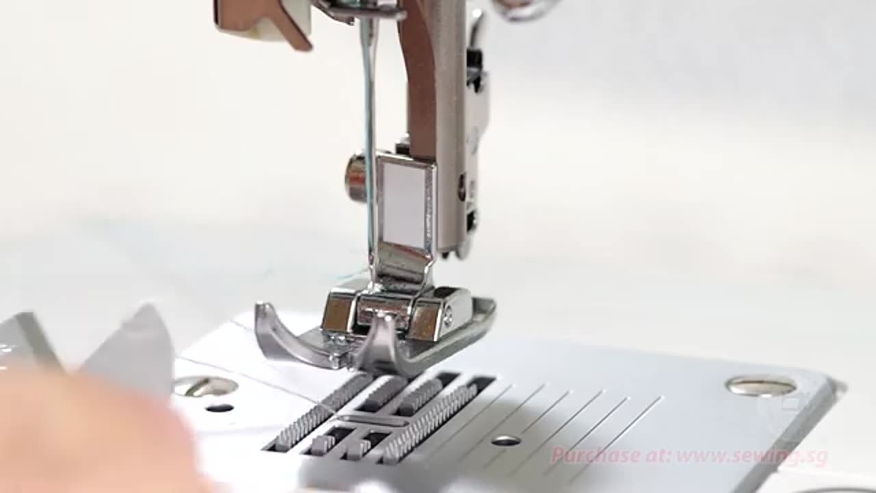 Sewing machine auto