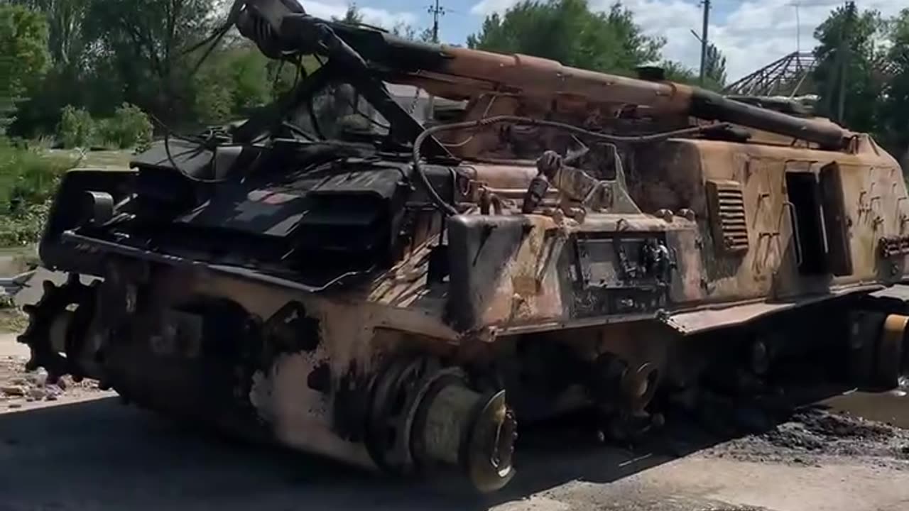 Destroyed M88A2 BREM in the village of Preobrazhenka, Zaporizhzhya region