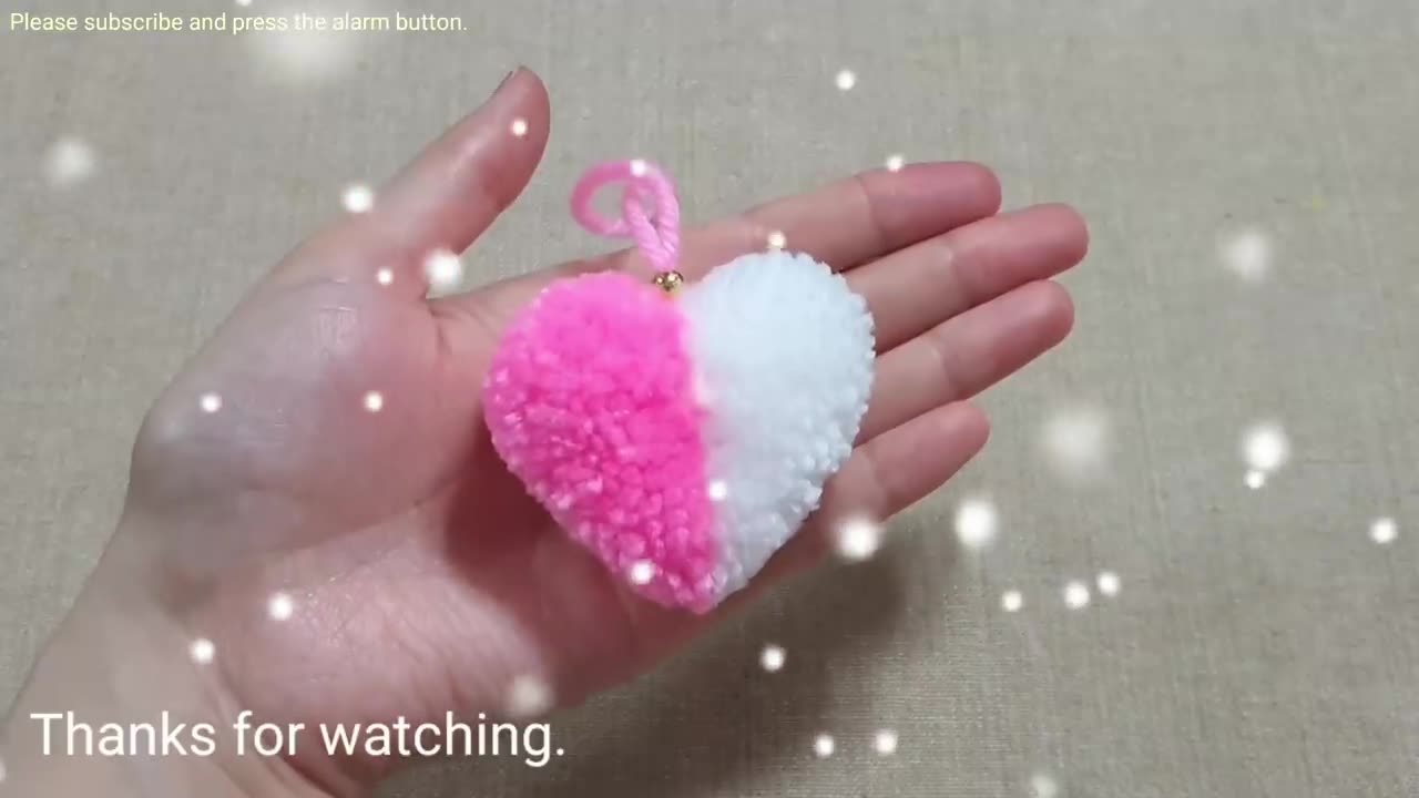 Super Easy Pom Pom Heart Making with Fork - Amazing Craft Ideas with Wool - How to Make Yarn Heart