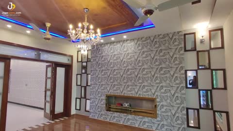 10 Marla Luxurious House For Sale In Bahria Town Lahore