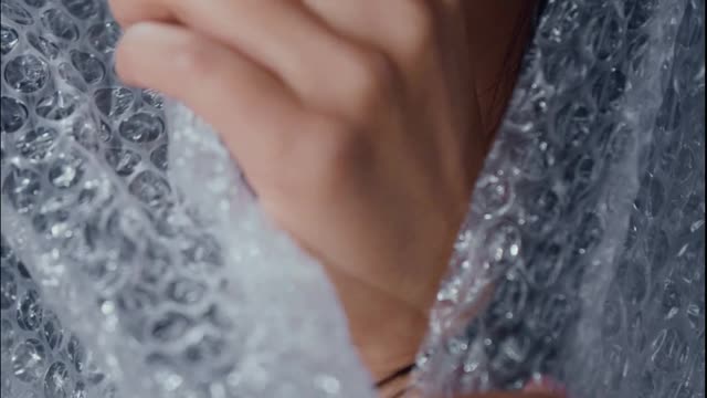 ASMR Wrap Polythene Bubble Sound