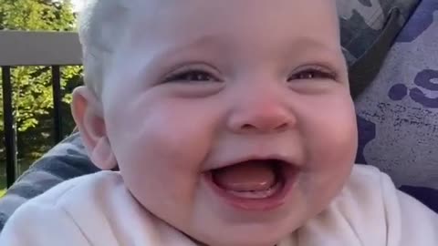 Aww her laugh just made my day 🥺