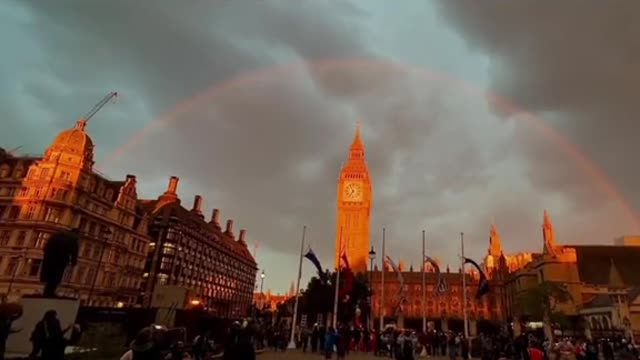 A rainbow appeared over Westminster Palace on the Queen's final night lying in state.