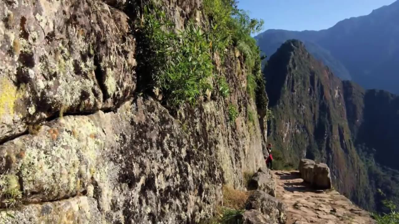 Ancient Giants The Cloud People Found In Peru