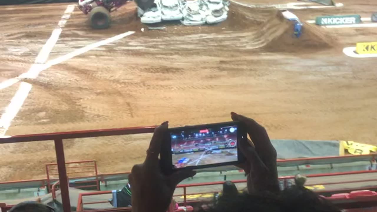 Monster Trucks 6