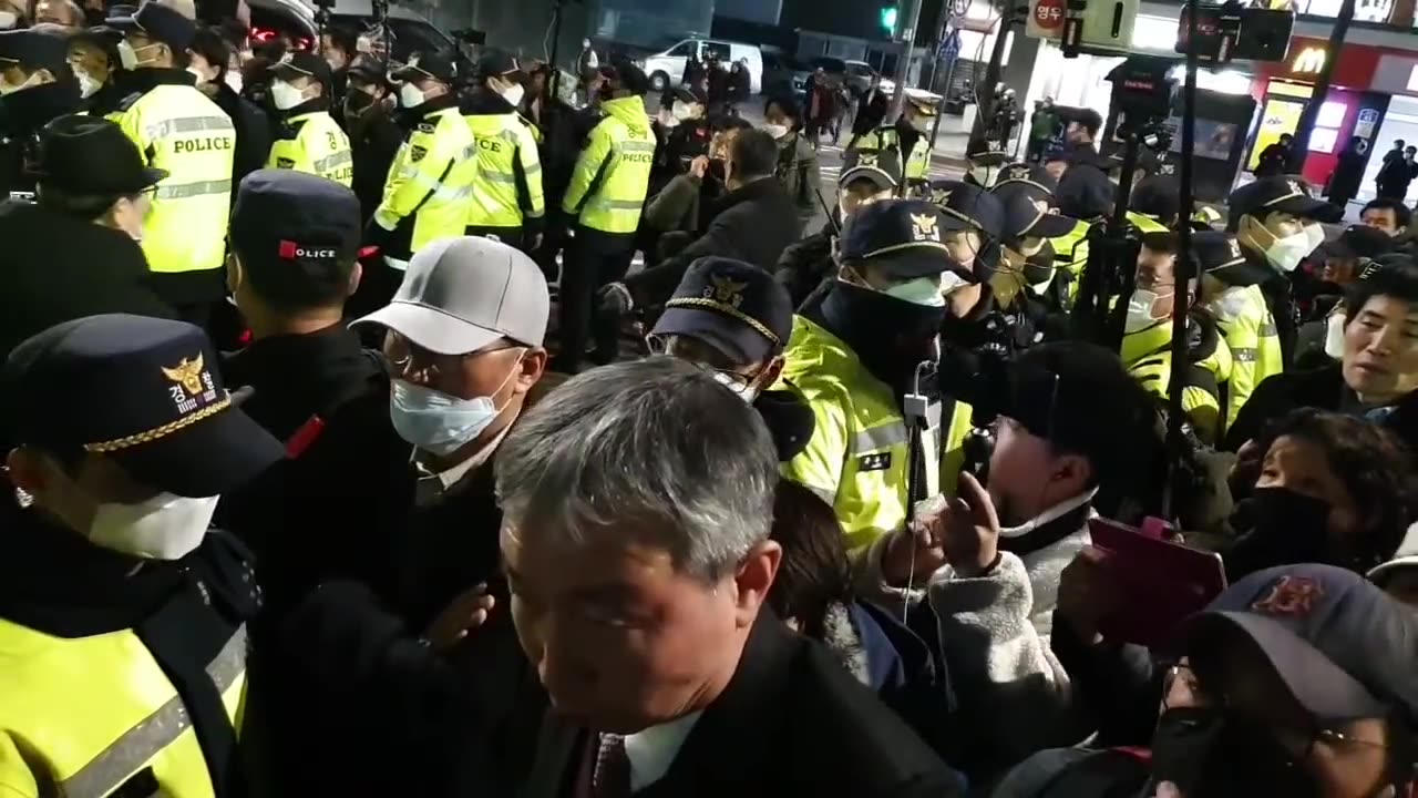 20200227_V3_S01(ccOtTC-B1Fk)우리법연구회 출신 정진경 변호사도 말도 안되는 논리에 열이 받아