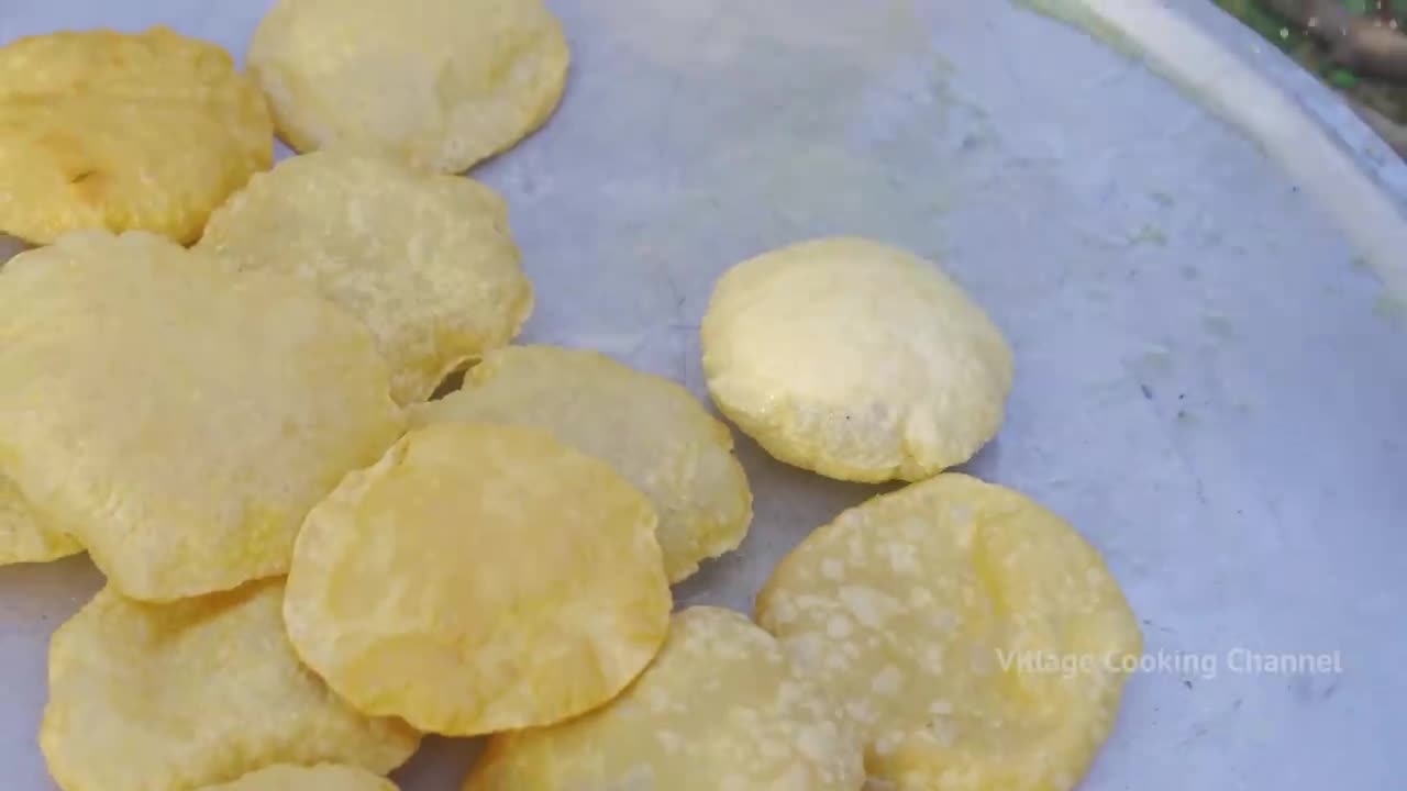 Poori King of poori recipe wheat poori recipe cooking in Village crispy fluffy Puri recipe