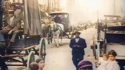 NYC 1910-Many Background Extras.