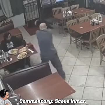 Southwest Houston: Armed Robber vs Armed Customer (uncensored)