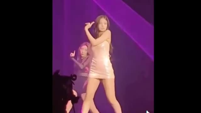 JENNIE KIM - THE SEXIEST KPOP Idol Hottest Member in Blackpink