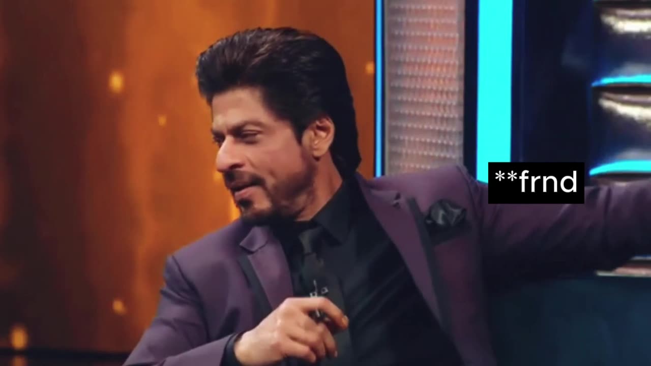shot funny video of shah rukh khan filling forms