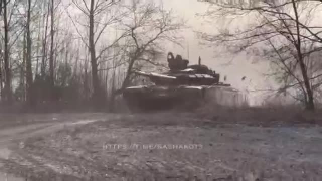 Russian tanks on the outskirts of Kiev