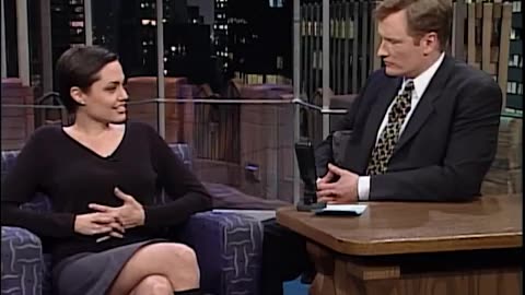 Angelina Jolie's Knife Skills | Late Night With Canon O'Brien