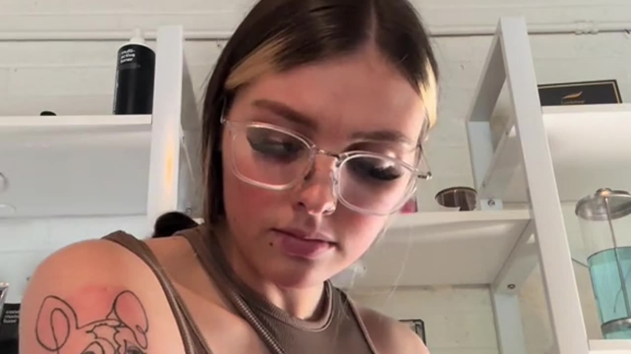 Effortless Arm Waxing Tutorial with Sexy Smooth Cherry Desire Hard Wax | Esthetics.by_Reagan