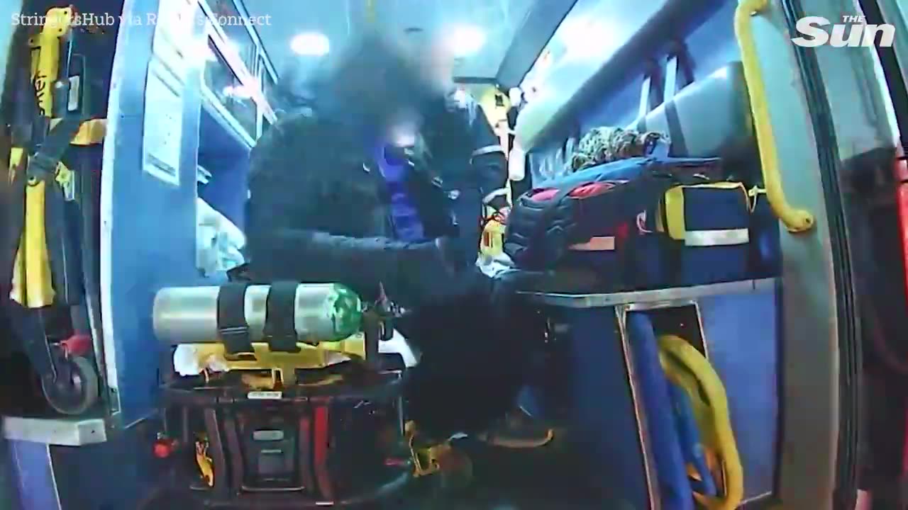 New York man kicked out of ambulance, later dies