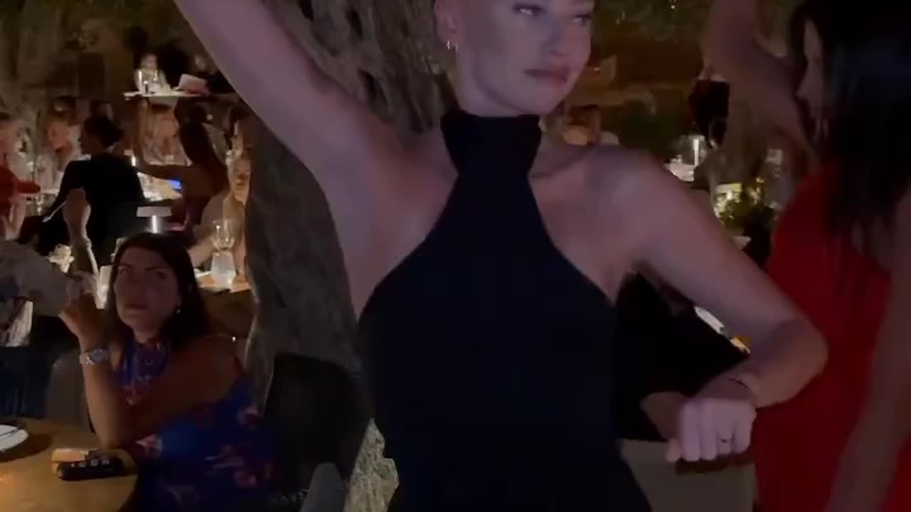 Beautiful Girls Dancing at Nusret Steakhouse Mykonos