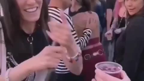 THE SMARTEST LIFE HACK ON EARTH (IQ LEVEL = 1000000) #shorts