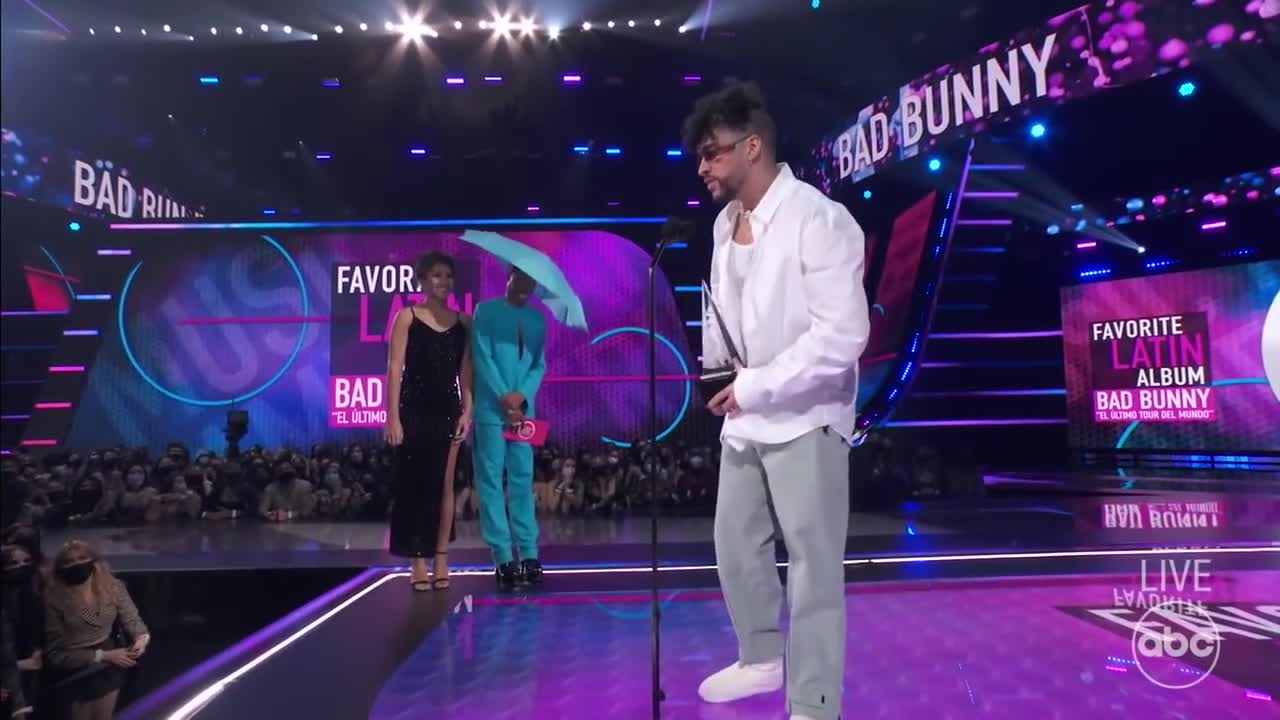 Bad Bunny Accepts the 2021 American Music Award for Favorite Latin Album - The American Music Awards