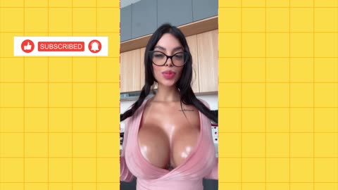 Big bank tiktok challenge 🔥🔥❤️‍🔥ClipchampGirls #twerkmusic #gym #fit #workout