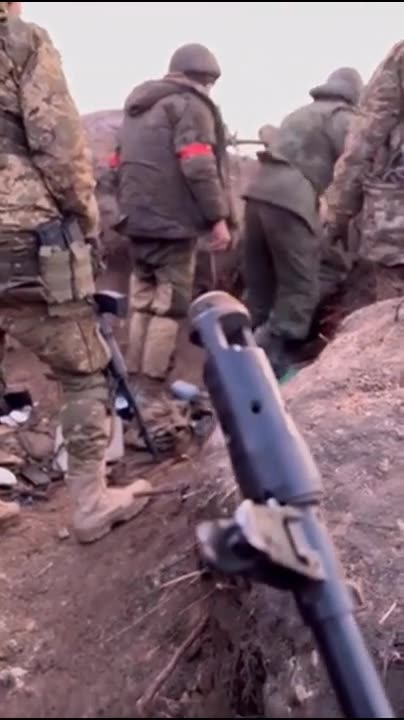 Footage from Inside Miserable Russian Trenches