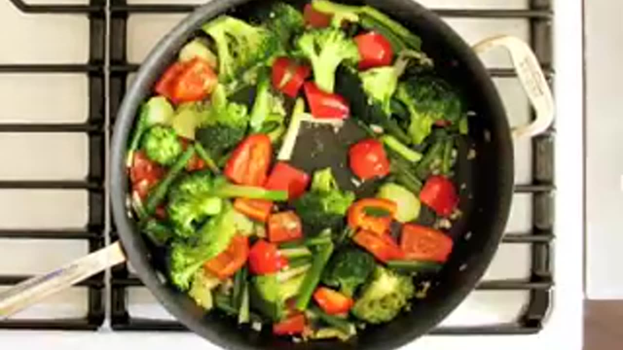 chicken and broccoli stir fry