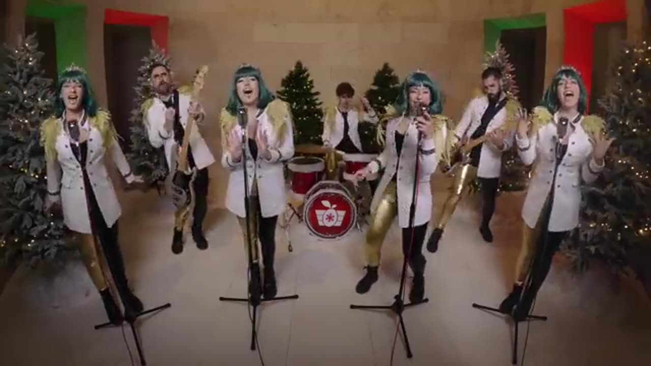 Broken Peaches - All I Want For Christmas