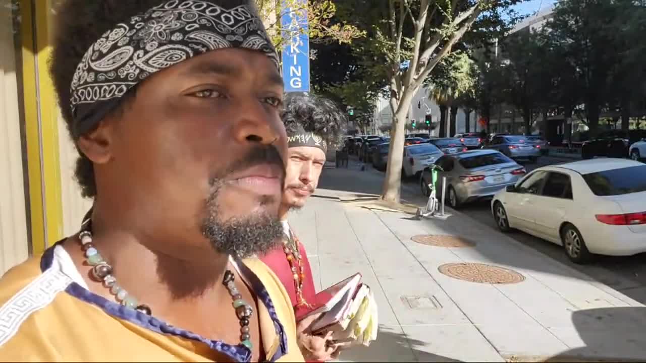 ISRAELITES IN SACRAMENTO: 9/30/22 STREET SPEAKING