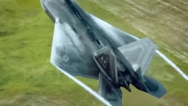 F-22 Raptor slow motion - AIR FORCE VIDEOS