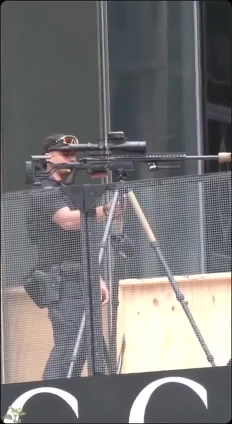 Alleged Secret Service Counter SNlPER Team at Trump Tower last week.