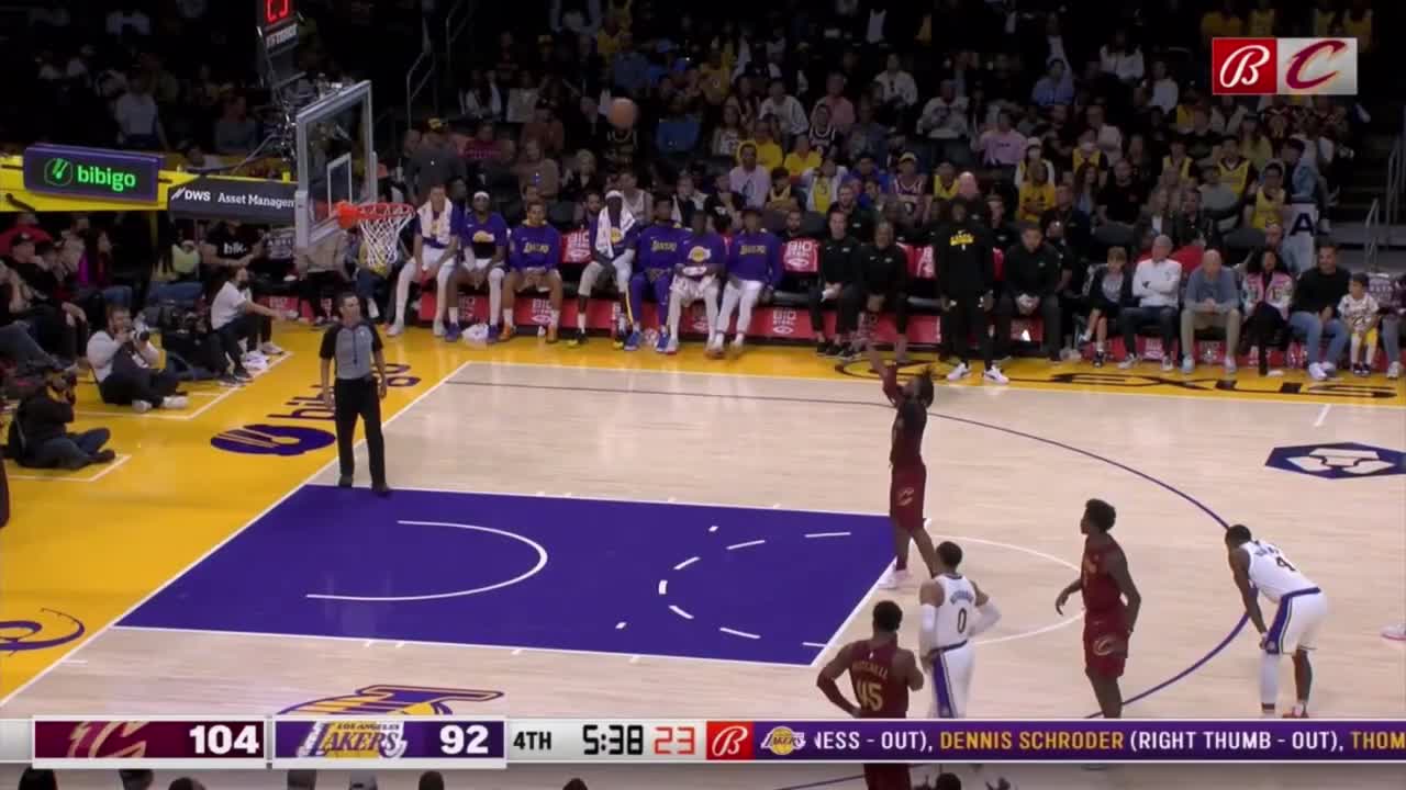 Lebron James hits it from the parking lot then Lakers bench instantly f*ck it up😂