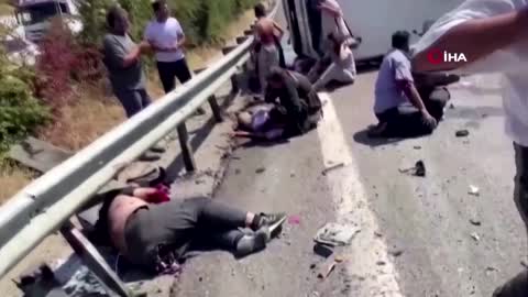 WARNING: GRAPHIC CONTENT – At least 32 killed in Turkey in separate crashes