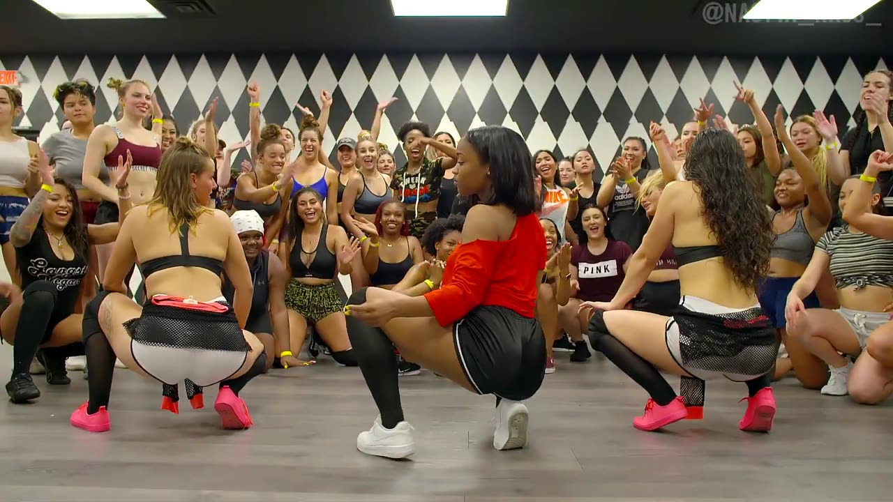 French Montana - Wiggle It ft. City Girls Twerk With Nass Las Vegas
