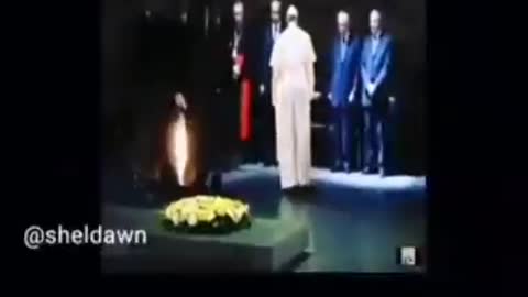 Pedo kingpin bows down to the big HARMa pimps!