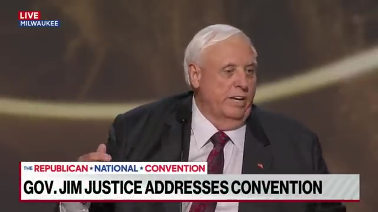 Gov. Jim Justice addresses RNC with trusty dog, 'Babydog' ABC News