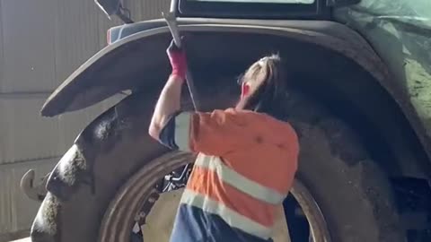 Disassemble truck tires