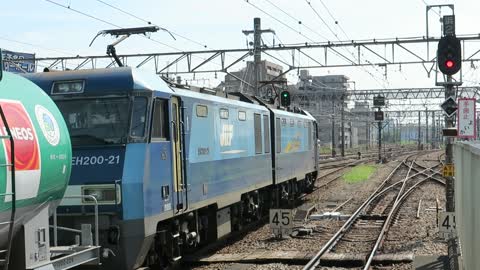 Locomotive with a few tankers